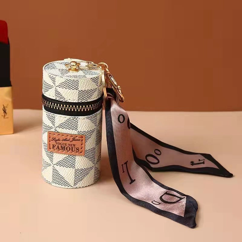Portable small article storage bag